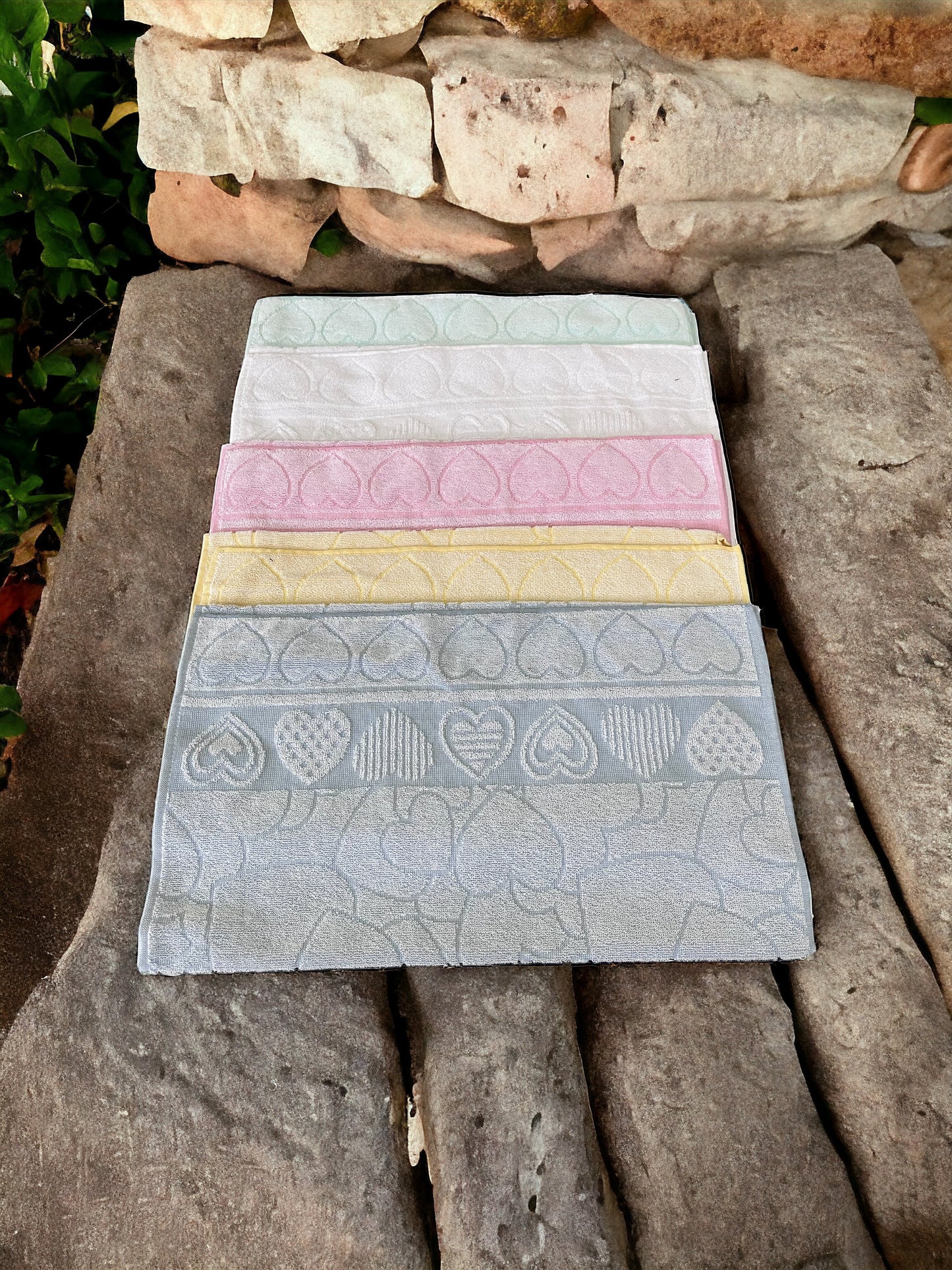 GC ArredoCasa Serviette Invité en Éponge 100% Coton - Modèle Herts - Couleurs Pastel - 60x105cm / 40x60cm - Lot de 6 Pièces